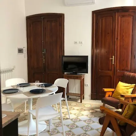 Estay - Mameli 115, Right In Centre Appartamento